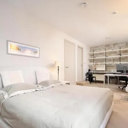 Lägenhet Luxury Flat 265m2 - Newly Renovated - Old Town *