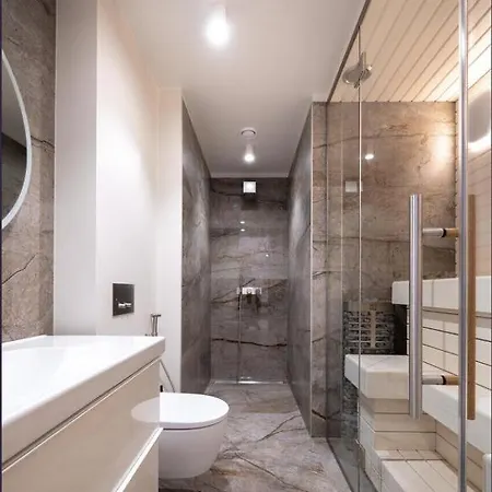Luxury Flat 265m2 - Newly Renovated - Old Town Apartment Tallinn