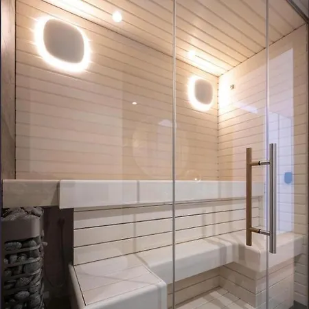 Apartment Luxury Flat 265m2 - Newly Renovated - Old Town *