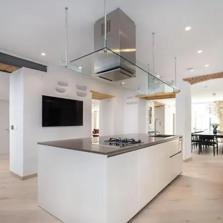 Luxury Flat 265m2 - Newly Renovated - Old Town Tallinn